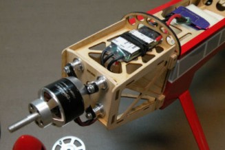 Dm 120 Fahrwerk GELB